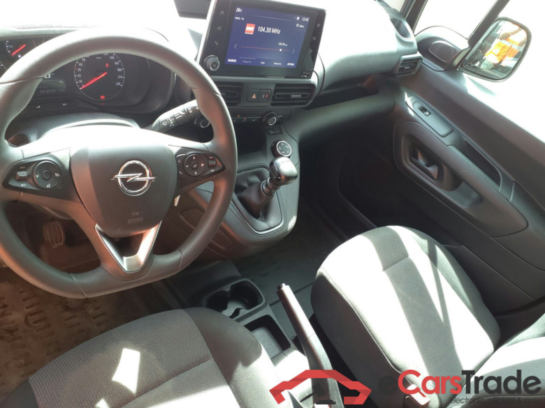 OPEL Combo  OPEL Combo  CARGO HDI 100 TAILLE M 950KG + PACK CHANTIER + CAMERA AR + RADIO DAB TABLETTE 8’’ #4
