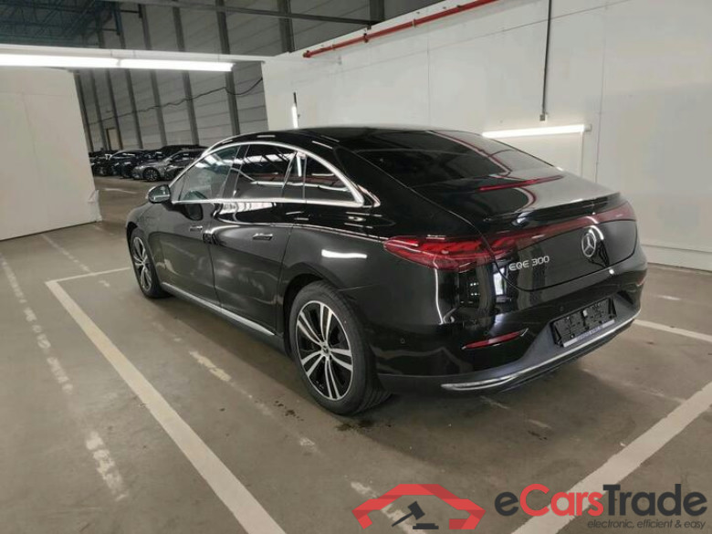 Mercedes EQE EQE EQE 300 Luxury Line 180kW/245pk  4D/P Auto-1 - WLTP onvolledig #3