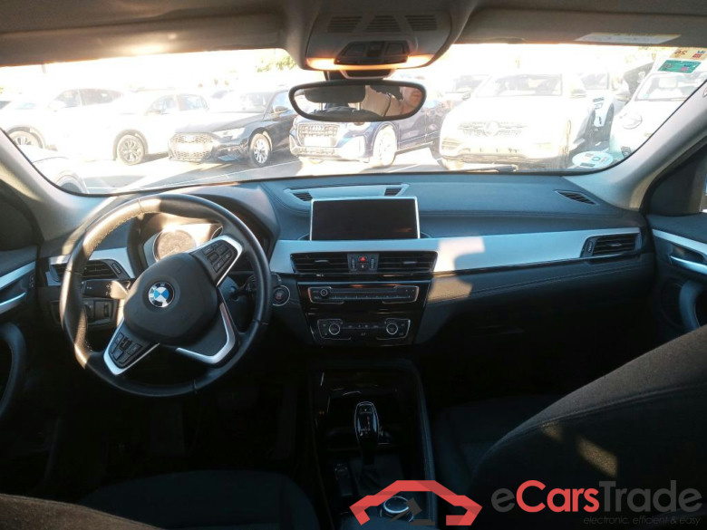 BMW X2 / 2017 / 5P / todoterreno sDrive18i (CX) #3
