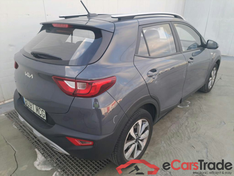 KIA Stonic / 2017 / 5P / todoterreno 1.2 DPi 62kW (84CV) Concept #2