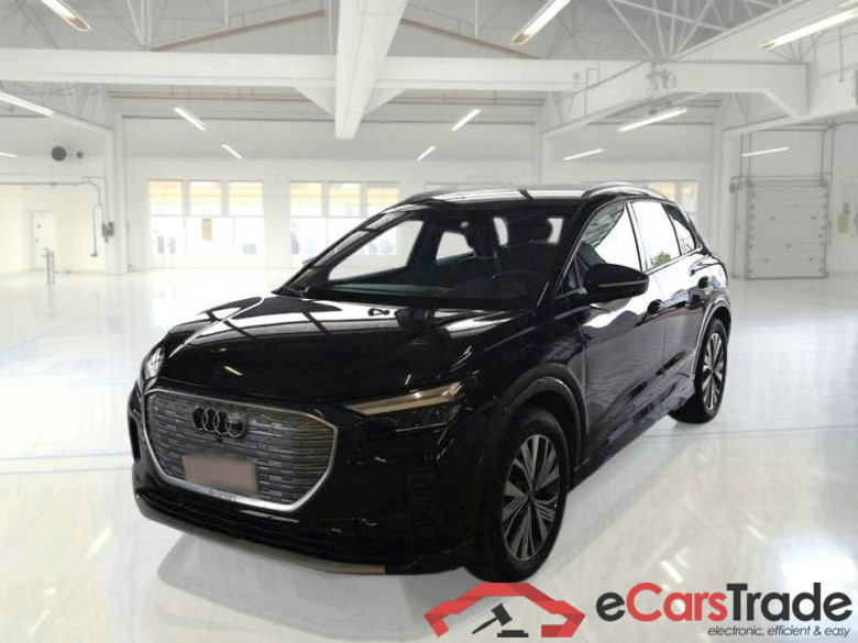 AUDI Q4 E-TRON / 2021 / 5P / SUV 45 E-TRON QUATTRO BUSINESS ADVANCED #1