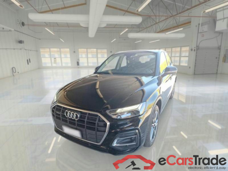 AUDI Q5 / 2020 / 5P / SUV 50 TFSI E BUSINESS QUATTRO S TRONIC
