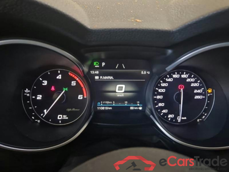 ALFA ROMEO STELVIO / 2017 / 5P / SUV 2.2 TD 190 CV SPRINT AT8 Q4 #4