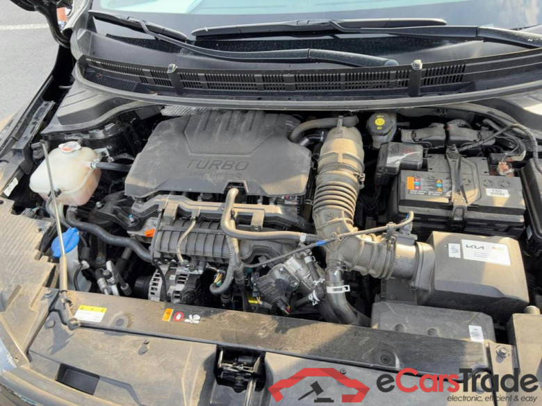 KIA Stonic 1.0 T Style Edition ISG DCT #6