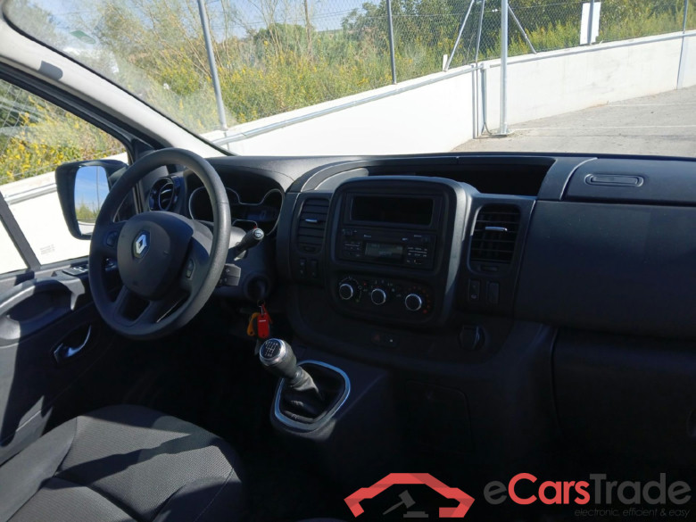 RENAULT Trafic / 2019 / 4P / furgón Furgón 29 L2H1 Energy BluedCi 88 kW #3