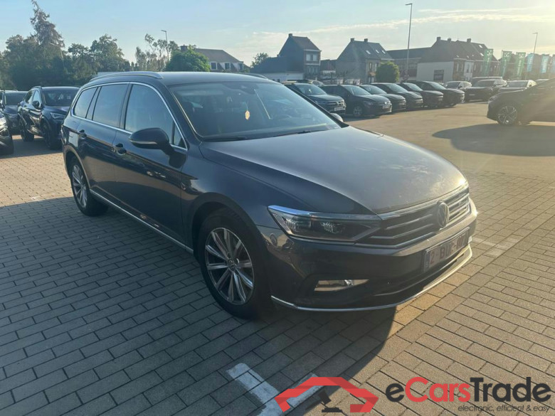 VOLKSWAGEN Passat Variant Dsl SW 2.0 TDi SCR Elegance DSG #4