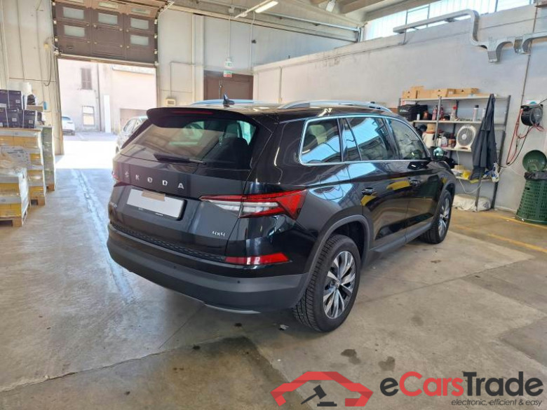 SKODA KODIAQ / 2021 / 5P / SUV 2.0 TDI 147KW STYLE DSG 4WD 5P #2
