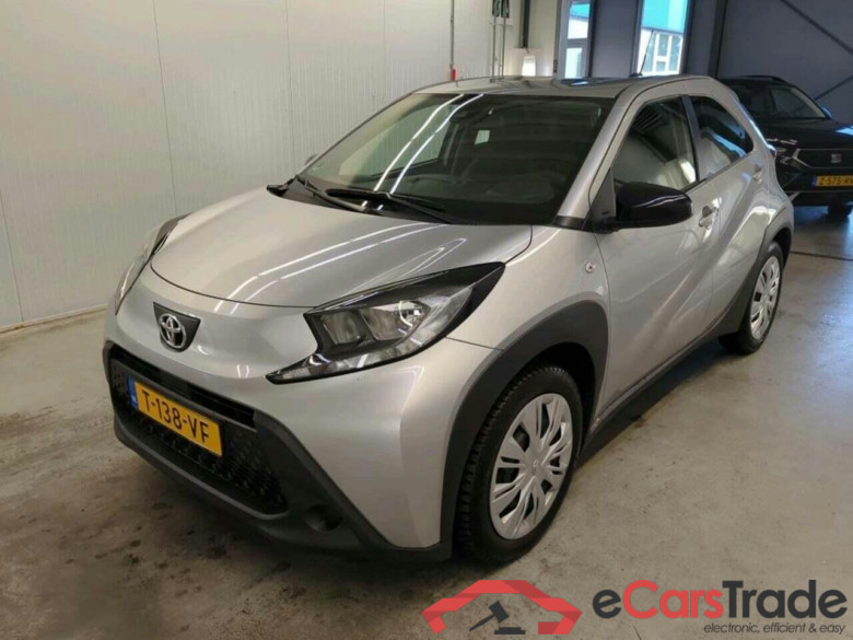 TOYOTA Aygo X 1.0 VVT-i MT Play #1