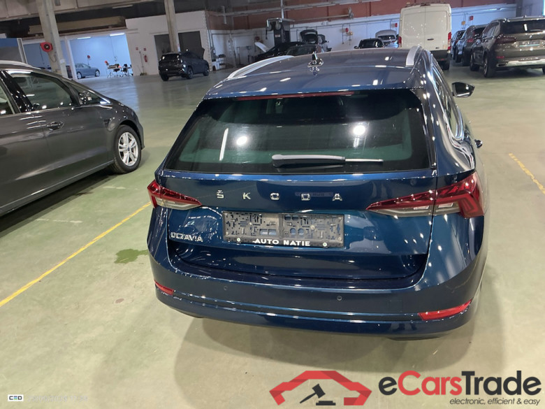 SKODA OCTAVIA COMBI 2.0 CRTDI 85KW AMBITION #5