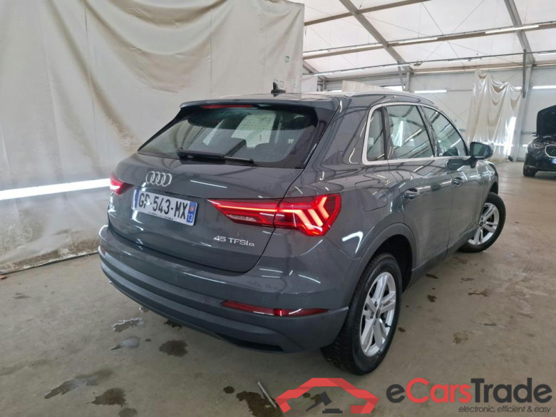 AUDI Q3 / 2018 / 5P / SUV 45 TFSI E 245 S TRONIC BUSINESS LINE #6