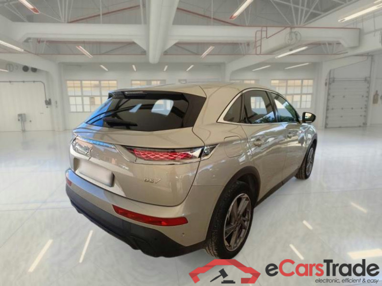 DS DS 7 CROSSBACK / 2017 / 5P / SUV BLUEHDI 130 AUTOMATICA BUSINESS #2