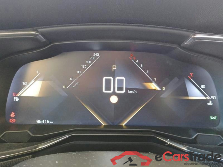 DS DS 7 CROSSBACK / 2017 / 5P / SUV BLUEHDI 130 AUTOMATICA BUSINESS #4