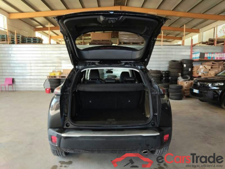 PEUGEOT 2008 / 2019 / 5P / CROSSOVER BLUEHDI 130 EAT8 ALLURE S/S AUT. #5