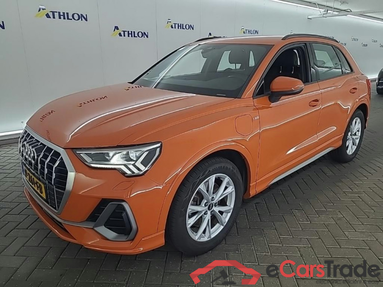 AUDI Q3 45 TFSI e S tronic S edition 5D 180kW