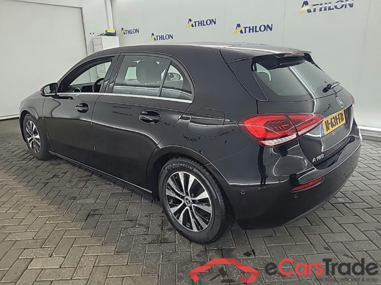 MERCEDES-BENZ A-klasse A 180 7G-DCT Business Solution 5D 100kW #4