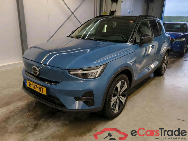 VOLVO XC40 Recharge Plus 70 kWh #1