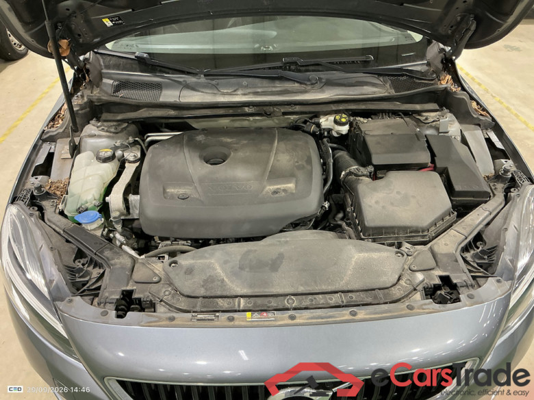 VOLVO V40 - 2016 1.5 T2 Black Edition Gear.GPF(EU6d-TEMP) STOCK #6