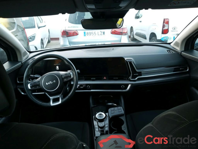 KIA Sportage / 2022 / 5P / todoterreno 1.6 T-GDi HEV 171kW (230CV) Drive 4X2 #3