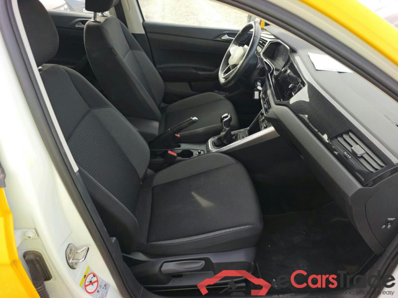 VOLKSWAGEN Polo / 2021 / 5P / berlina con portón Life 1.0 TSI 70kW (95CV) #6