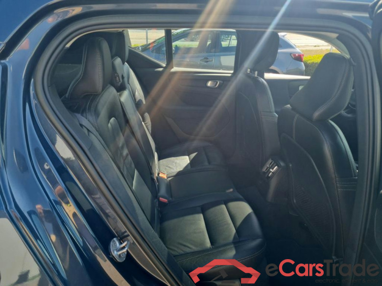 VOLVO XC40 1.5 T4 PHEV INSCRIPTION EXPR. DCT #6