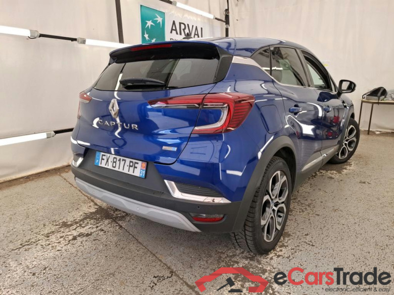 RENAULT Captur / 2019 / 5P / SUV Intens E-TECH Plug-in 160 #4