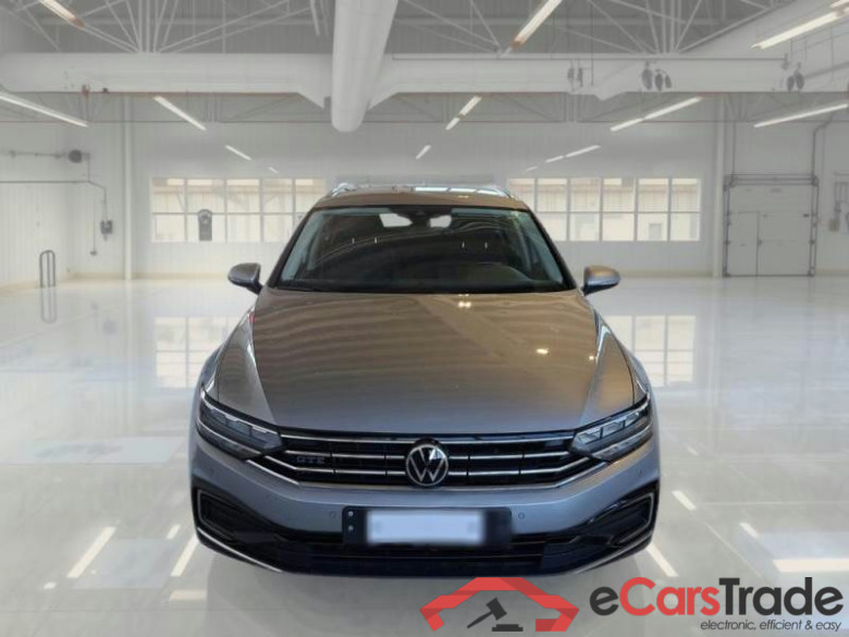 VOLKSWAGEN PASSAT / 2019 / 5P / STATION WAGON VAR. 1.4 PLUG IN HYBRID GTE DSG #6