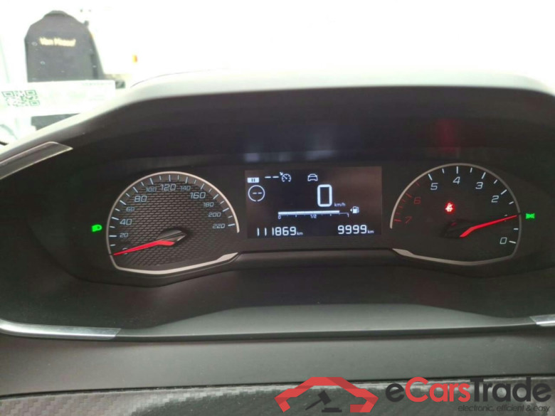 PEUGEOT 208 1.2 PureTech Active #6