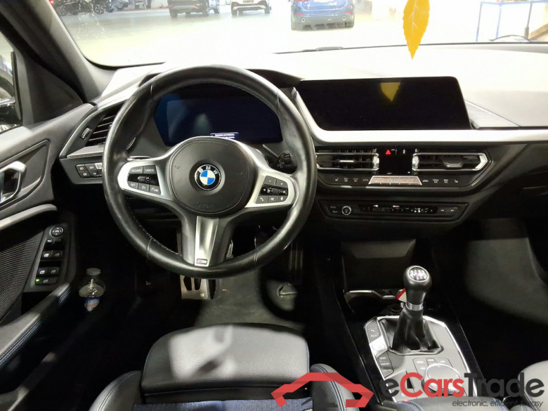 BMW 1 SERIES HATCH 1.5 118I (100KW) #6