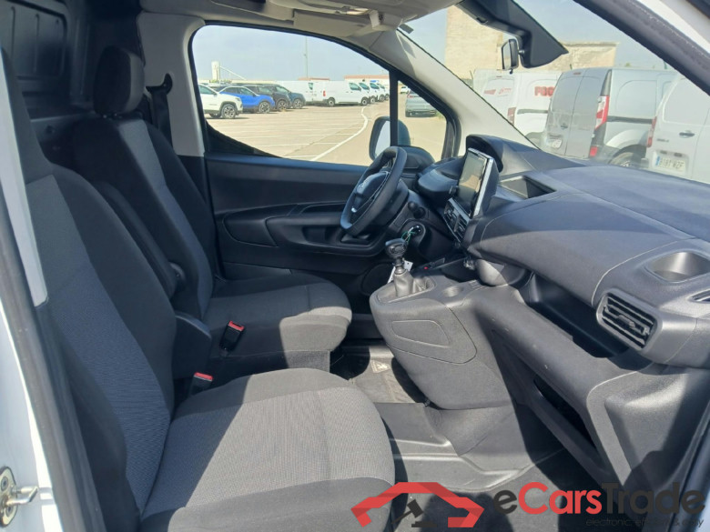 PEUGEOT Partner / 2018 / 4P / furgón derivado de turismo Premium Standard 600kg BlueHDi 73kW #6