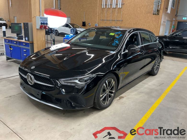 MERCEDES-BENZ CLA 180 Shooting Brake 7G-DCT Entry 5d 100kW #1