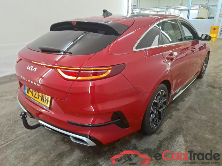 Kia ProCeed 1.5 T-GDi GT-Line glazen dak 5d #2