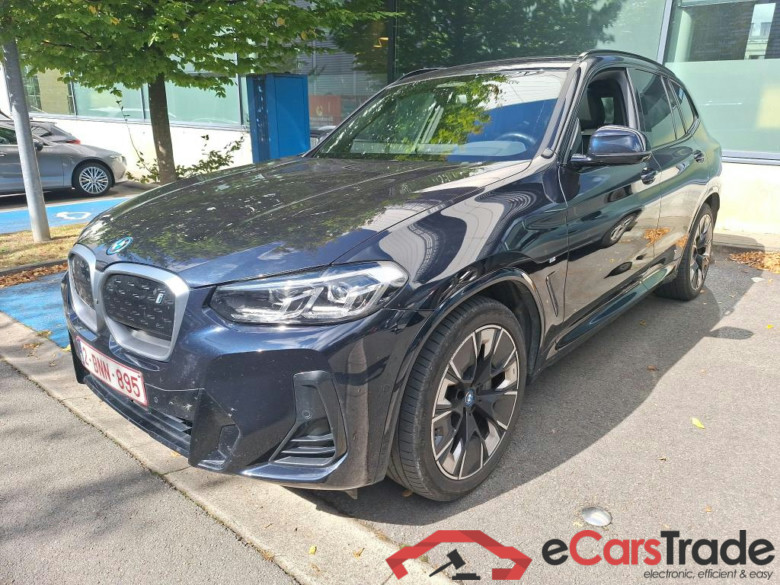 BMW IX3 80KWH AUTO