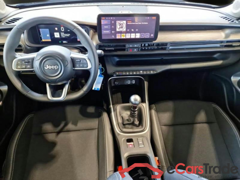 JEEP AVENGER / 2022 / 5P / SUV 1.2 TURBO ALTITUDE #3