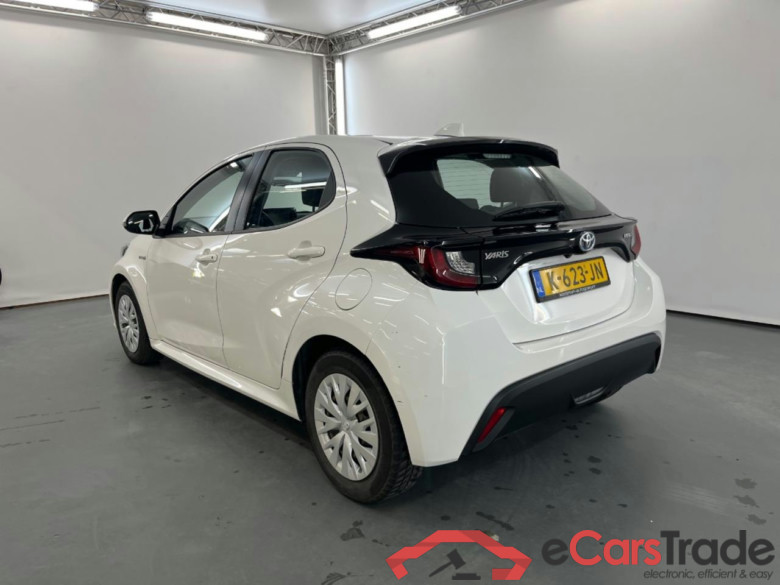 TOYOTA YARIS 1.5 Hybrid Active #3