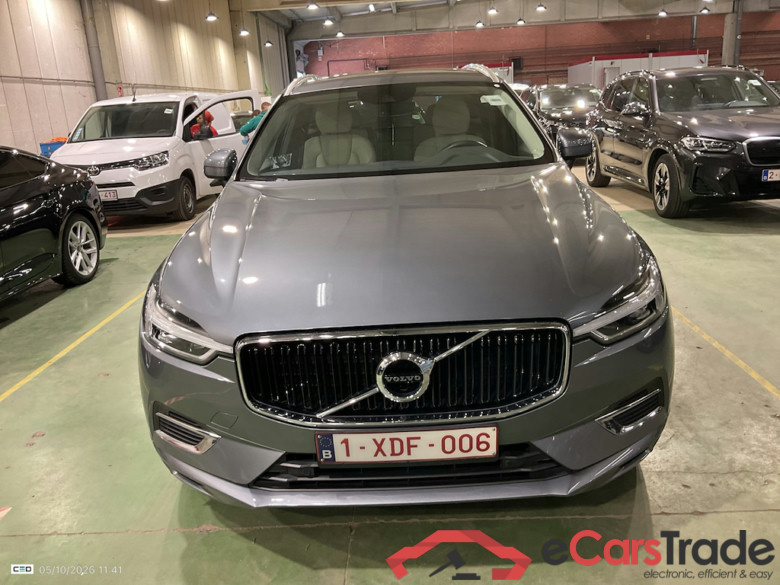 VOLVO XC60 - 2017 2.0 T8 TE AWD PHEV Momentum Pro Gear. STOCK #2