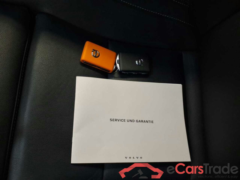 Volvo XC40 (2017->) DE - SUV5 B4 2WD EU6d, Ultra Dark (EURO 6d), (Facelift) 2023 - 2024 #4