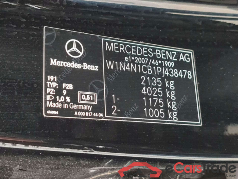 MERCEDES-BENZ GLA 200D AMG LINE AUT. #6