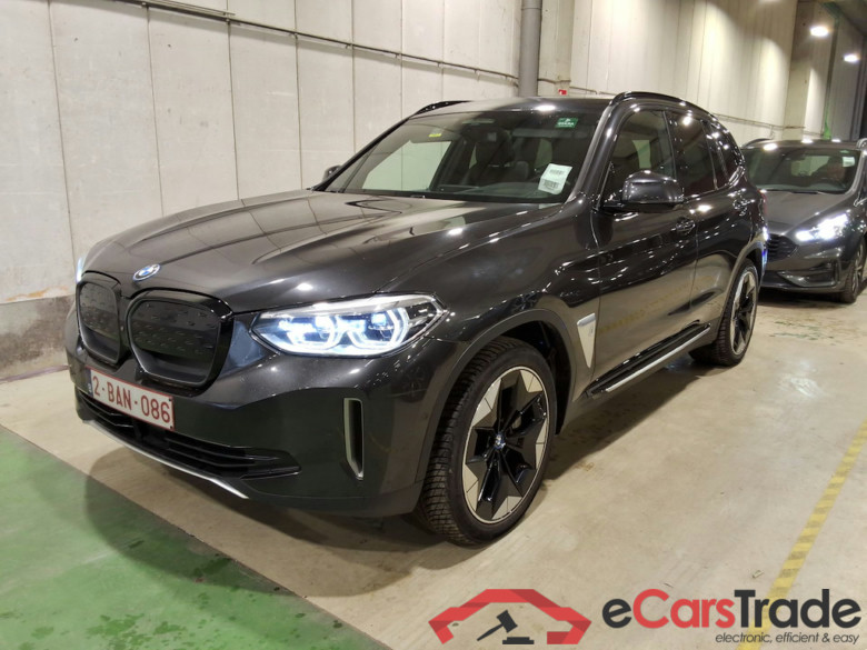 BMW IX3 80KWH AUTO