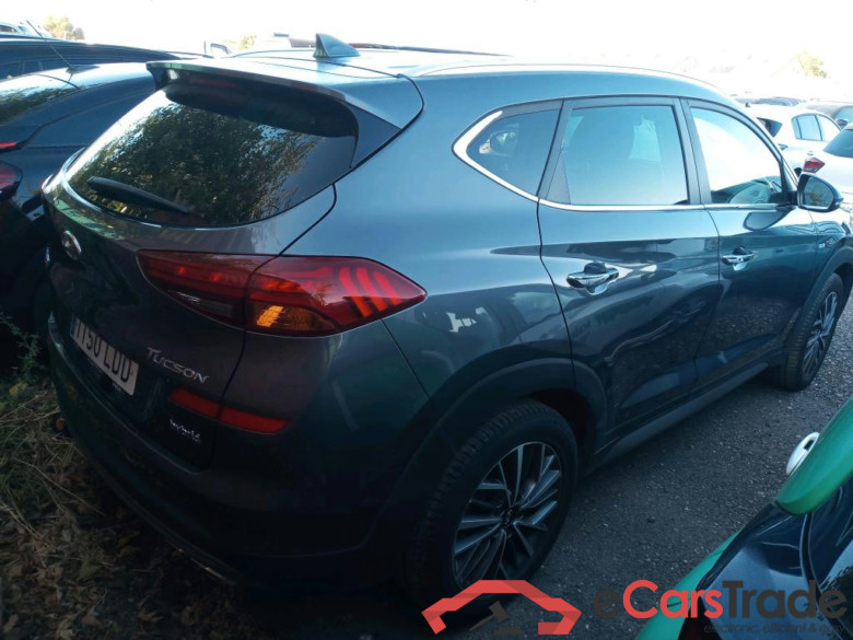 HYUNDAI Tucson / 2018 / 5P / todoterreno 1.6 CRDI 85kW (116CV) 48V Tecno 4X2 #2