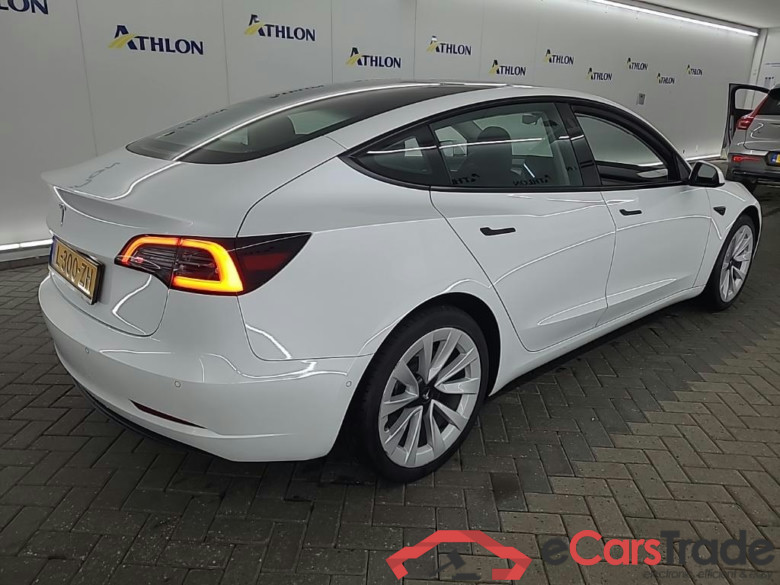 Tesla Model 3 Standard Range Plus RWD 4D 225kW #3