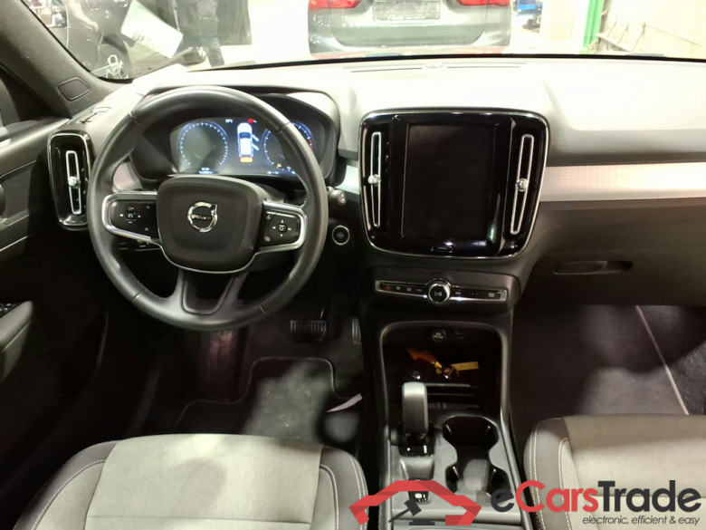 VOLVO XC40 1.5 T2 CORE AUTO #6
