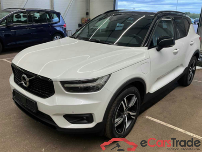 XC40 R Design Recharge Plug-In Hybrid 2WD 1.5 T5 192KW AT7 E6d