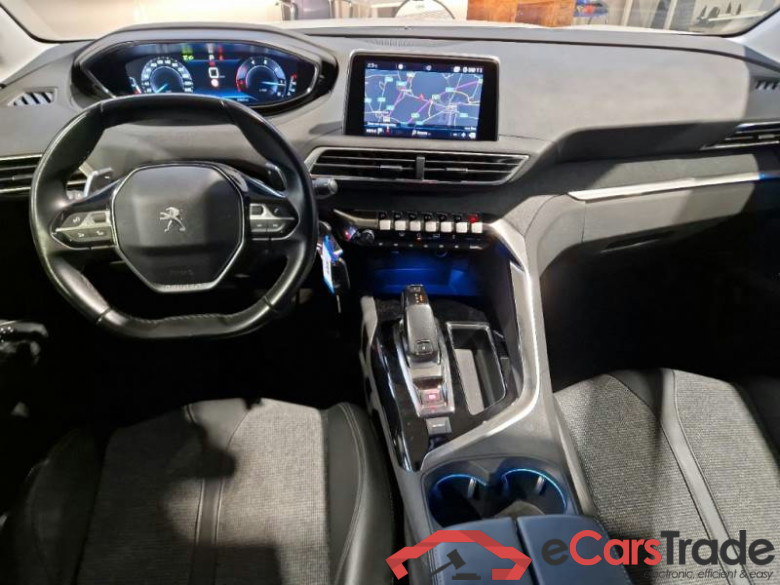 PEUGEOT 3008 / 2016 / 5P / SUV BLUEHDI 130 EAT8 SeS ALLURE #3