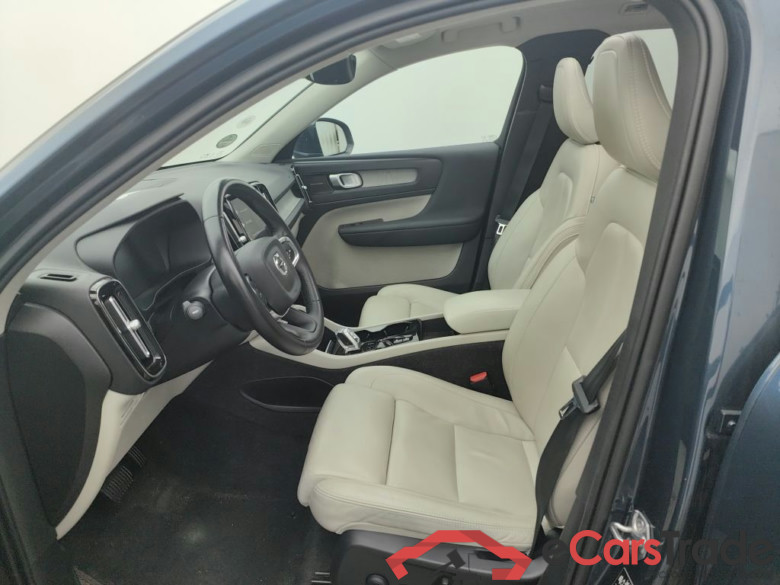 VOLVO XC40 1.5 T5 180 Recharge Inscription DCT 5d #3