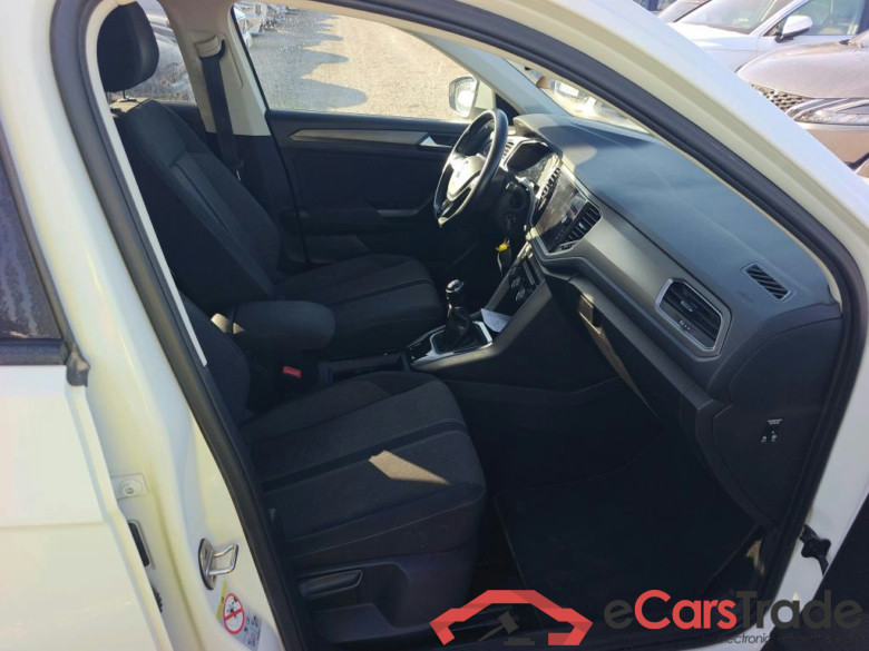 VOLKSWAGEN T-Roc / 2017 / 5P / todoterreno Advance 2.0 TDI 85kW (115CV) #6