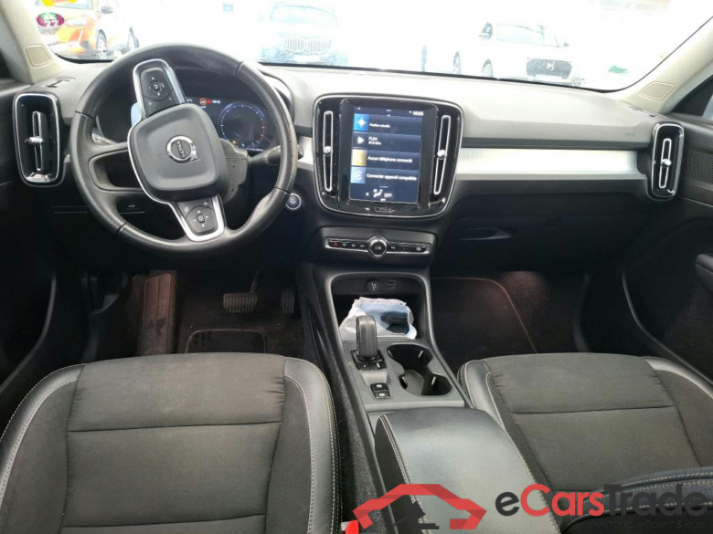 XC40 Momentum 2WD 2.0 D3 150CV BVA8 E6dT #5