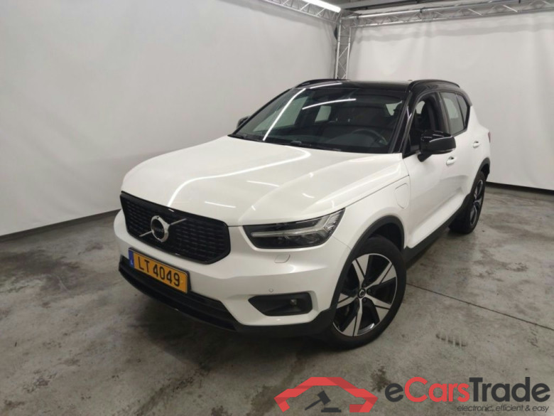 VOLVO XC40 1.5 T5 180 Recharge R-Design DCT 5d