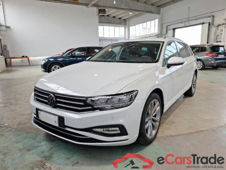VOLKSWAGEN PASSAT / 2019 / 5P / STATION WAGON VAR. 2.0TDI SCR EVO 90KW BUSINESS DSG #1