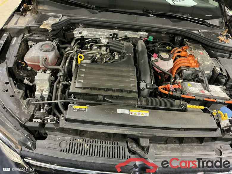 VOLKSWAGEN GOLF VIII 1.4 EHYBRID STYLE BUSINESS DSG #6