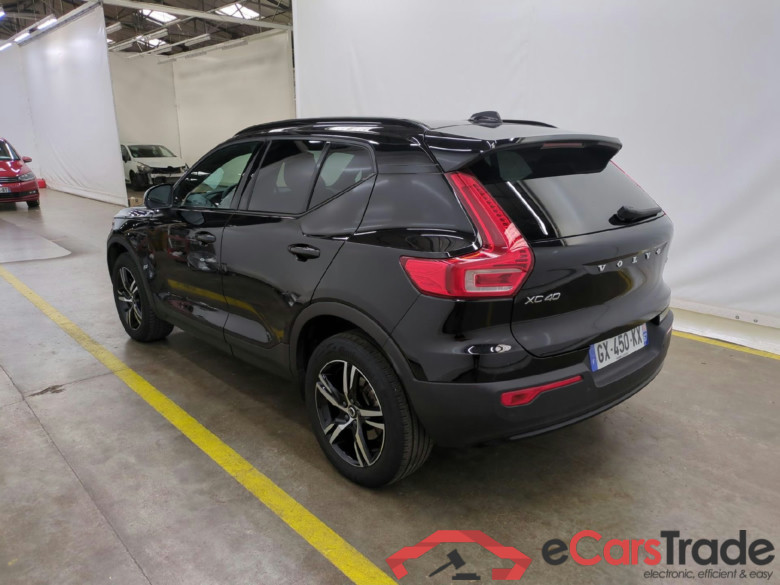 VOLVO XC40 / 2022 / 5P / SUV B4 197 DCT 7 Plus #3